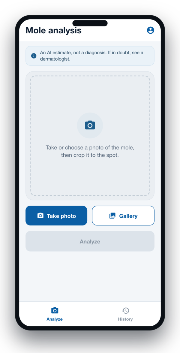 Analyze screen — take or choose a mole photo